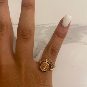 NEW 2 ring set. Boho crown vintage detail Sz 6